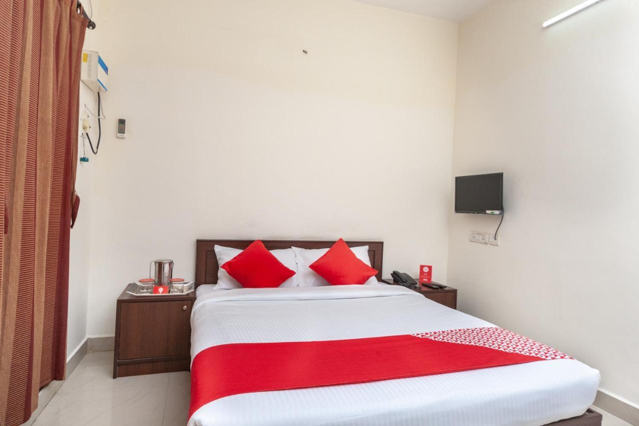 Oyo 22019 Skye Service Apartments 钦奈 外观 照片