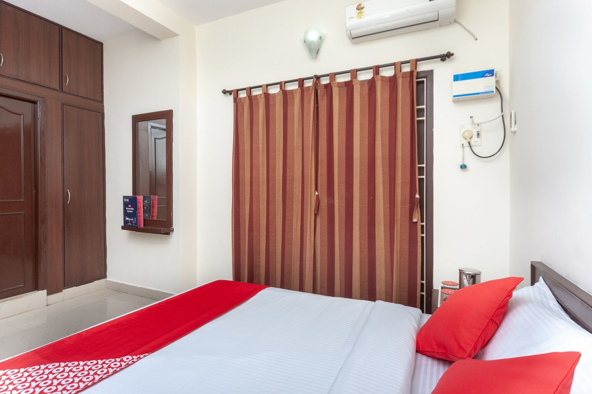 Oyo 22019 Skye Service Apartments 钦奈 外观 照片